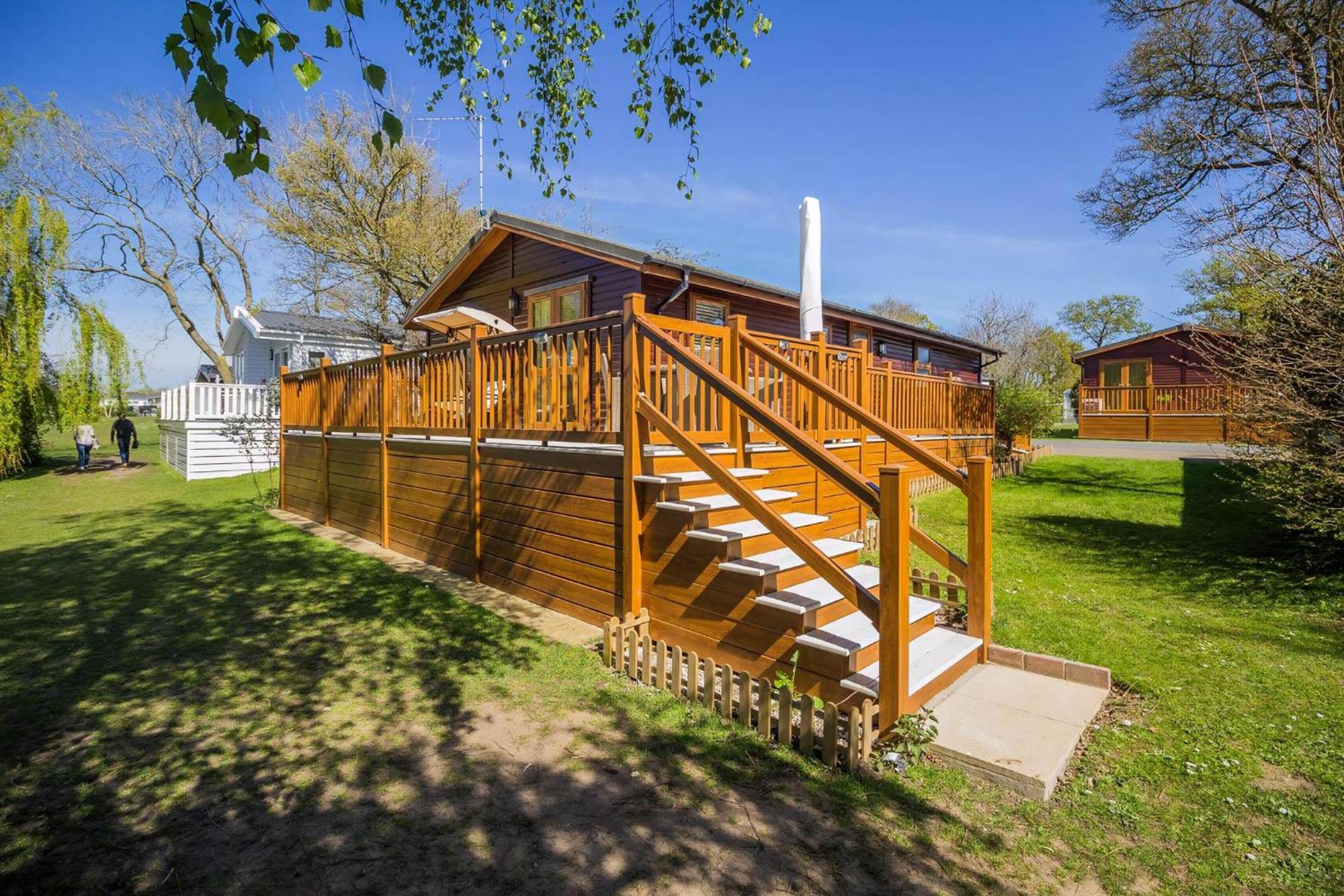 Stunning Lodge With Free Wifi For Hire At Carlton Meres In Suffolk Ref 60013M Saxmundham Esterno foto